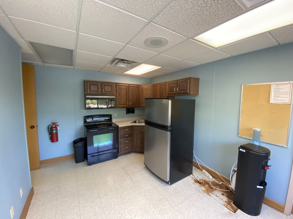 6418 Lima Rd, Fort Wayne, IN 46818